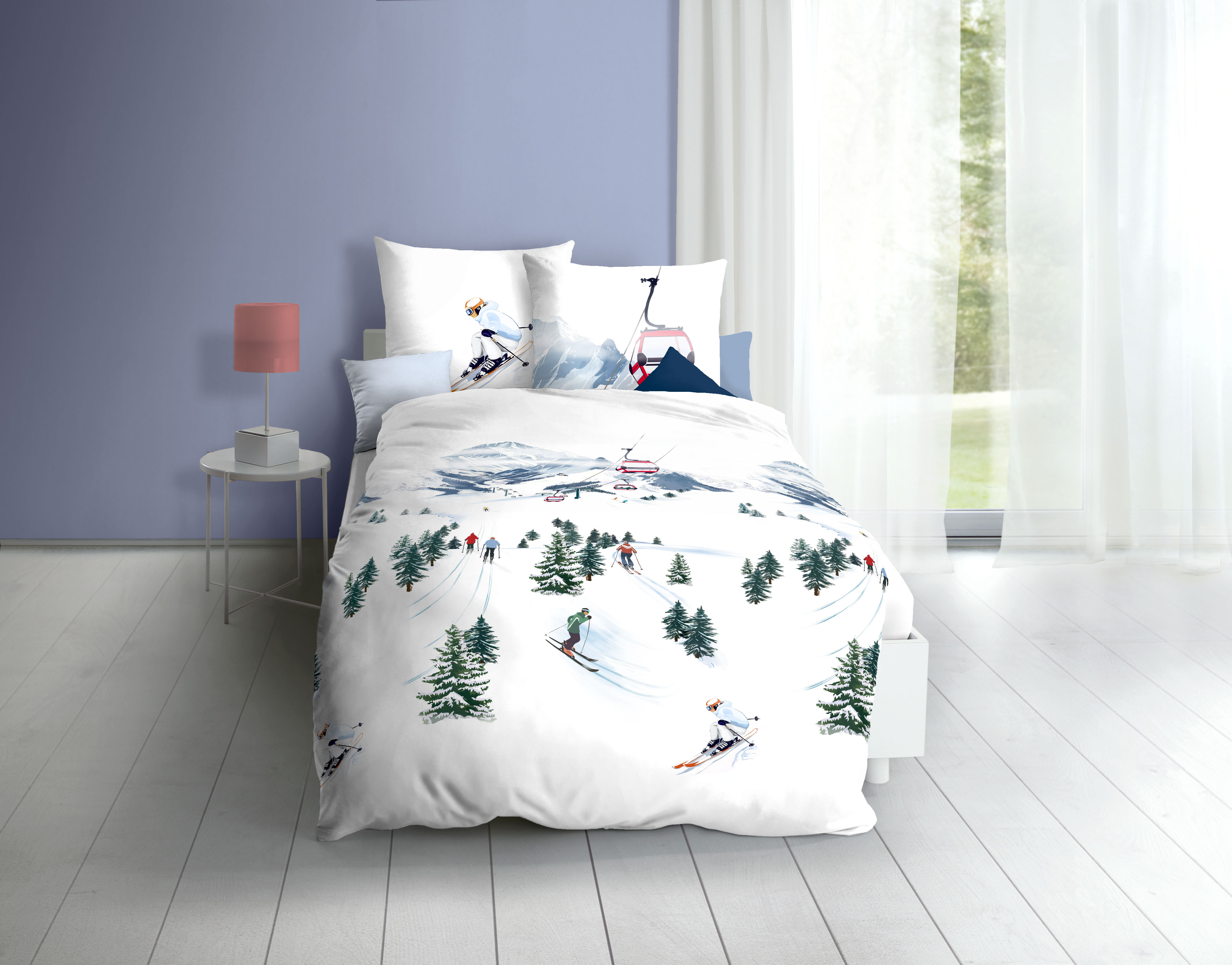 Mako Satin Bettwäsche mit Alpenmotiv in Hellblau