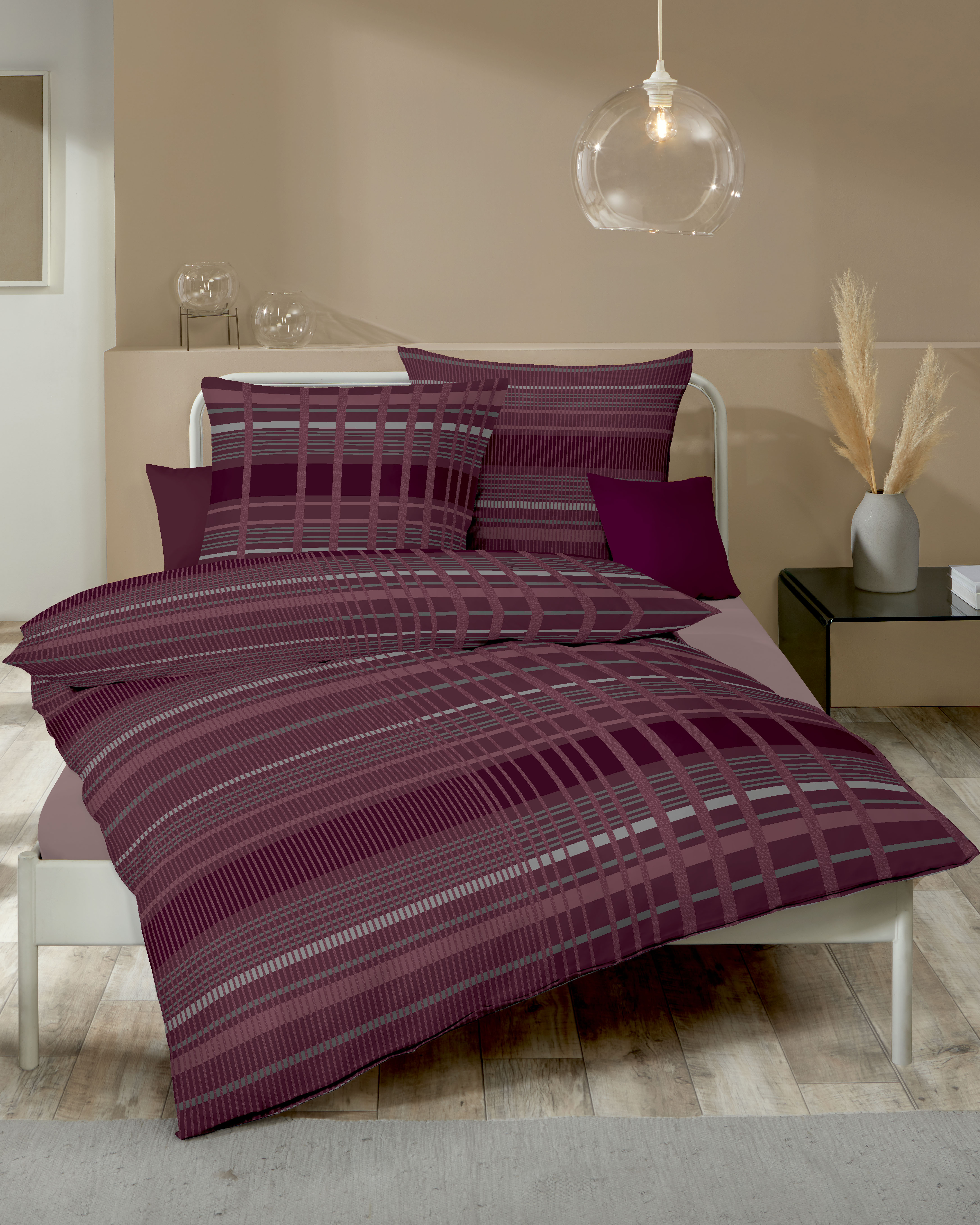Biber Bettwäsche Kaeppel in Bordeaux-Rot im Streifen-Design 405