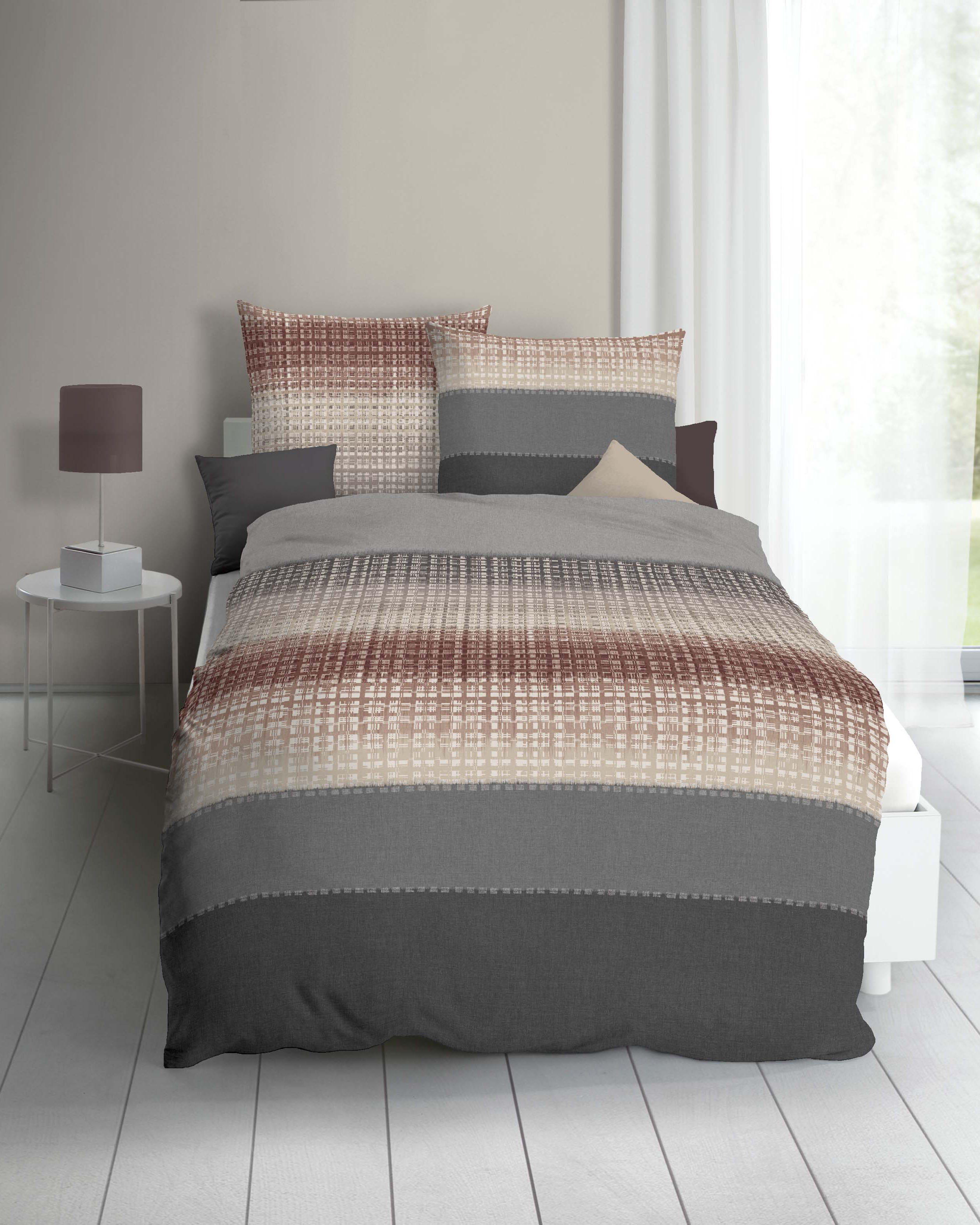 Mako Satin Bettwäsche mit Streifen-Design in Mocca-Braun